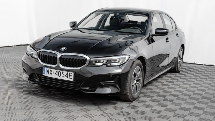 BMW Seria 3 318i Advantage aut