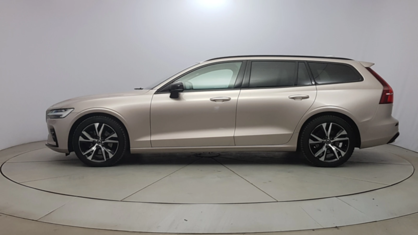 VOLVO V60 V60 B4 D Plus Dark aut