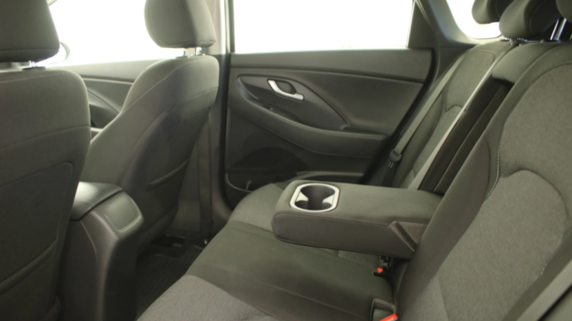 HYUNDAI i30 i30 1.5 DPI Smart
