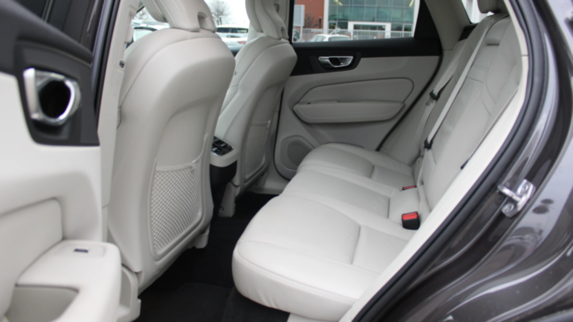 VOLVO XC60 XC60 B4 D AWD Inscription aut