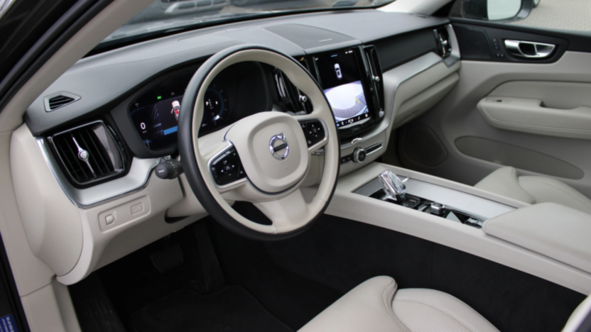 VOLVO XC60 XC60 B4 D AWD Inscription aut