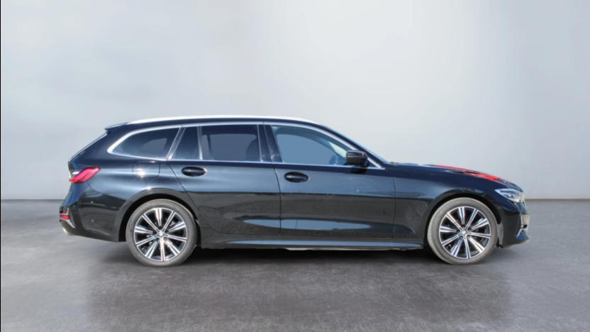 BMW Seria 3 320d xDrive Luxury Line aut