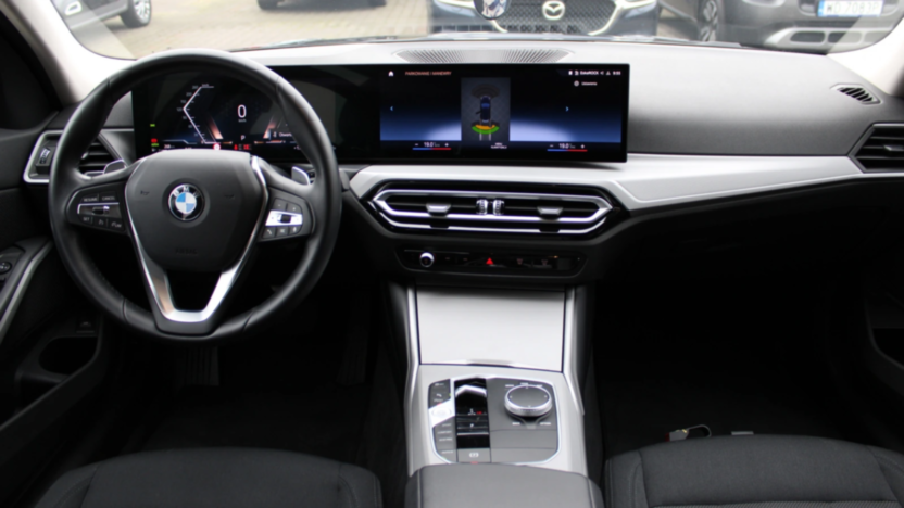BMW Seria 3 320i aut