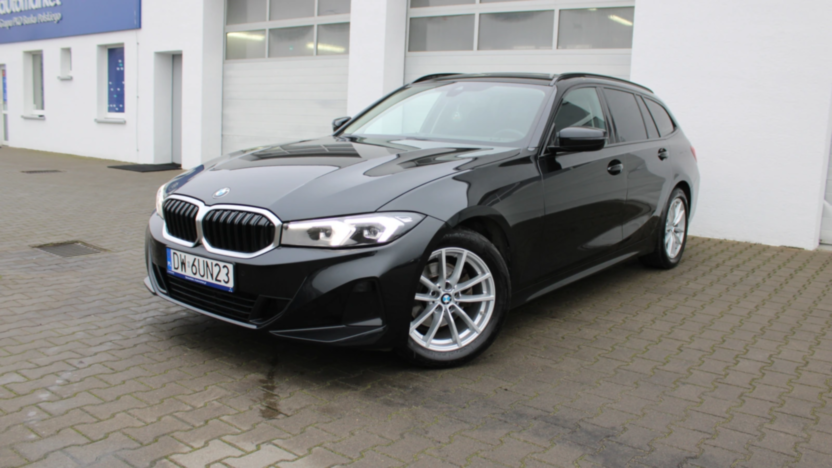 BMW Seria 3 320i aut
