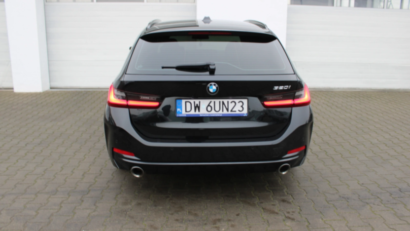 BMW Seria 3 320i aut