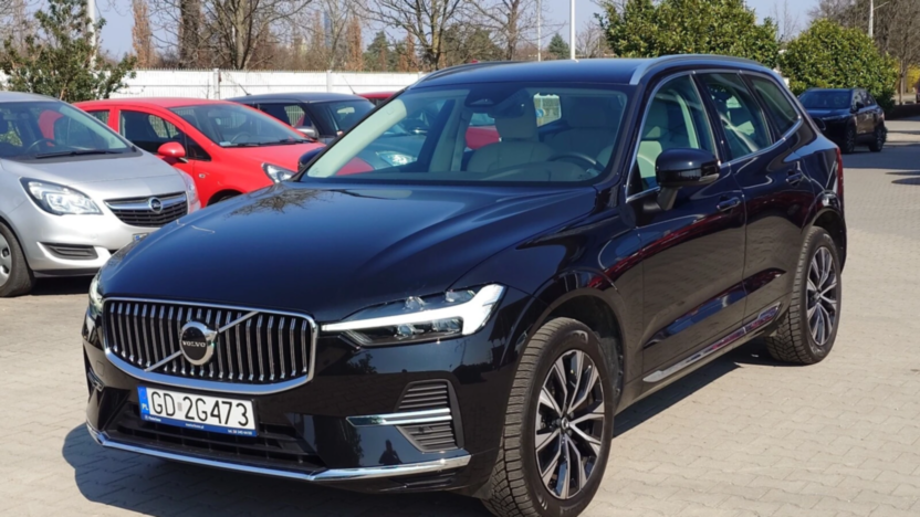VOLVO XC60 XC60 B4 D AWD Plus Bright aut