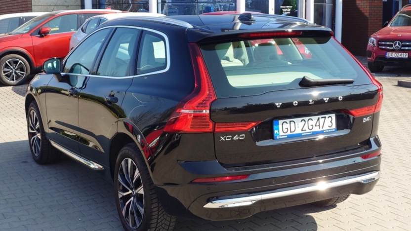 VOLVO XC60 XC60 B4 D AWD Plus Bright aut