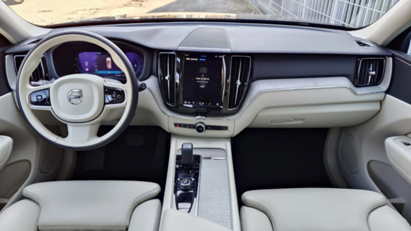 VOLVO XC60 XC60 B4 D AWD Plus Bright aut