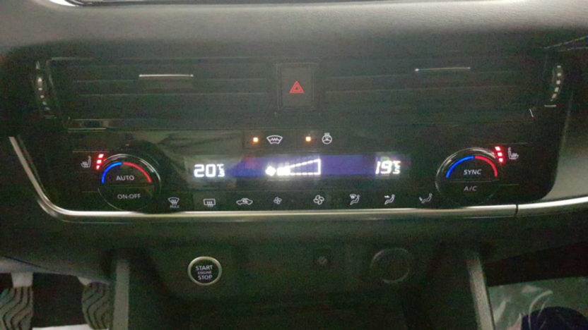 NISSAN Qashqai Qashqai 1.3 DIG-T mHEV N-Connecta