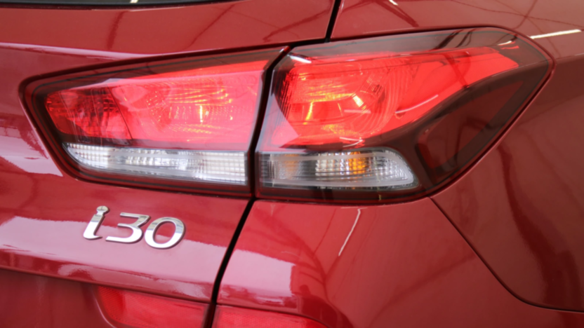 HYUNDAI i30 i30 1.5 DPI Classic +