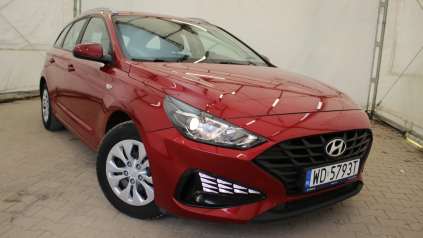 HYUNDAI i30 i30 1.5 DPI Classic +