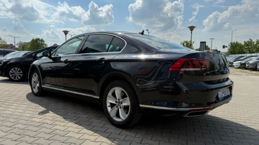VOLKSWAGEN Passat Passat 2.0 TDI Elegance DSG