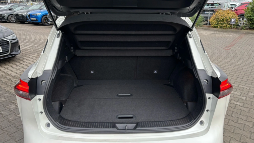 NISSAN Qashqai Qashqai 1.3 DIG-T mHEV N-Connecta