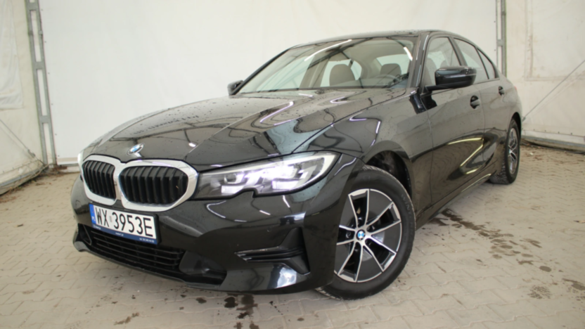 BMW Seria 3 318i Advantage aut