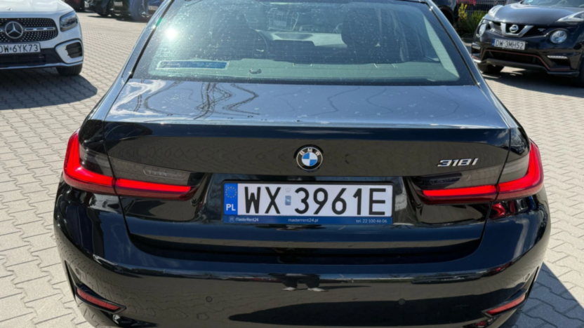 BMW Seria 3 318i Advantage aut