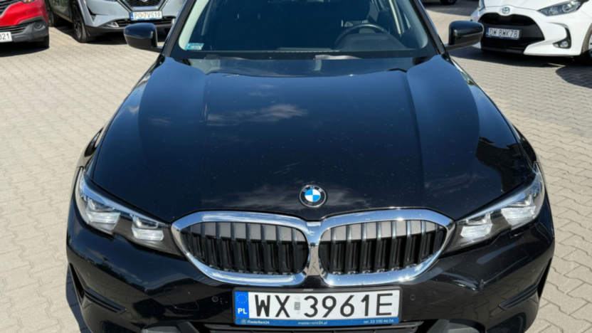 BMW Seria 3 318i Advantage aut
