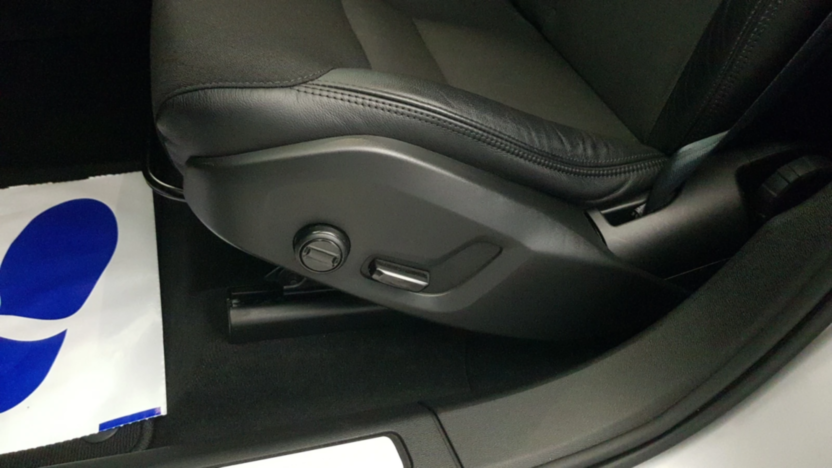 VOLVO XC60 XC60 B5 D AWD Momentum Pro aut