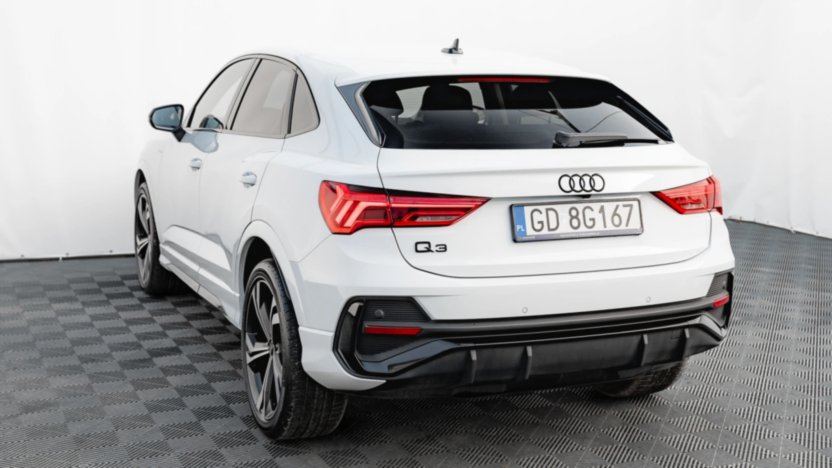 AUDI Q3 Q3 35 TFSI mHEV S-Line S tronic