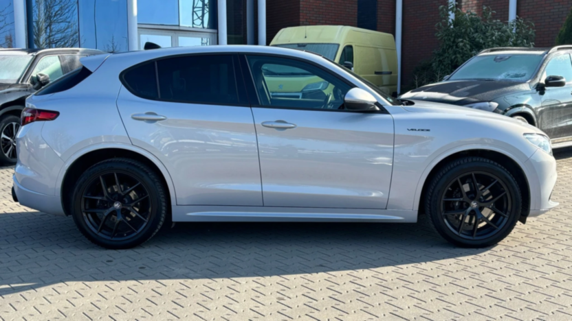 ALFA ROMEO Stelvio Stelvio 2.0 Turbo Veloce Q4 aut
