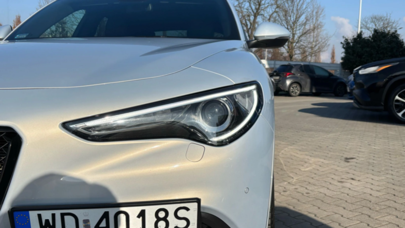 ALFA ROMEO Stelvio Stelvio 2.0 Turbo Veloce Q4 aut