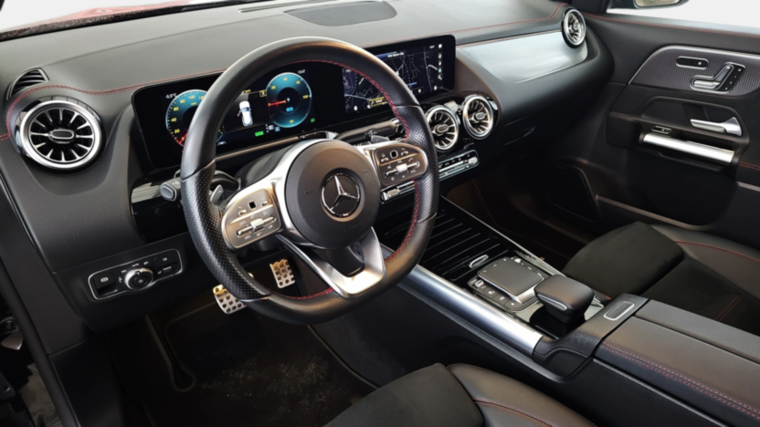 MERCEDES-BENZ EQA EQA 250 66.5kWh AMG Line