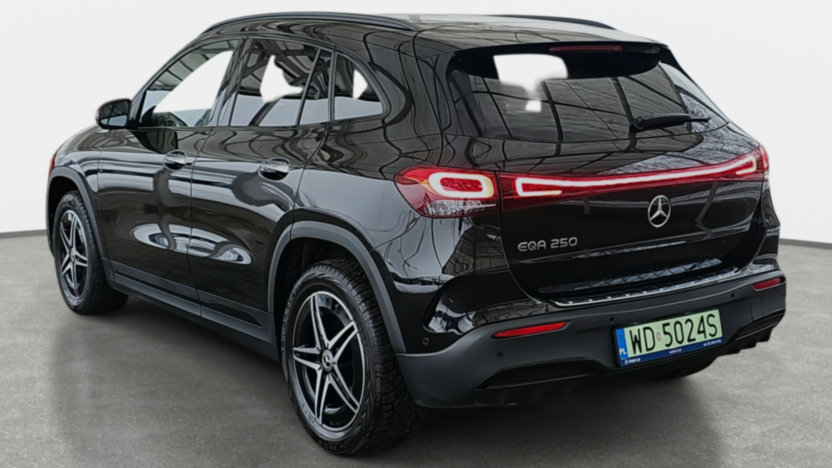 MERCEDES-BENZ EQA EQA 250 66.5kWh AMG Line
