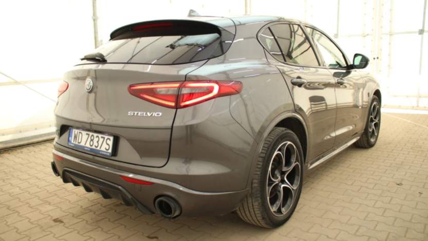ALFA ROMEO Stelvio Stelvio 2.0 Turbo Veloce Q4 aut
