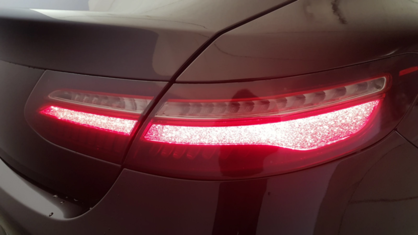 MERCEDES-BENZ E Klasa E 300 Coupe 9G-TRONIC