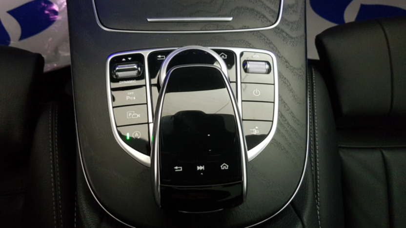 MERCEDES-BENZ E Klasa E 300 Coupe 9G-TRONIC