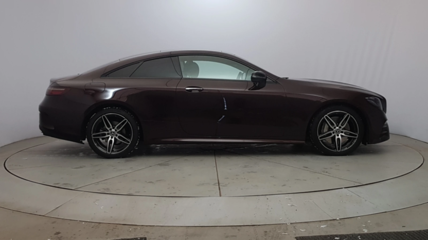 MERCEDES-BENZ E Klasa E 300 Coupe 9G-TRONIC