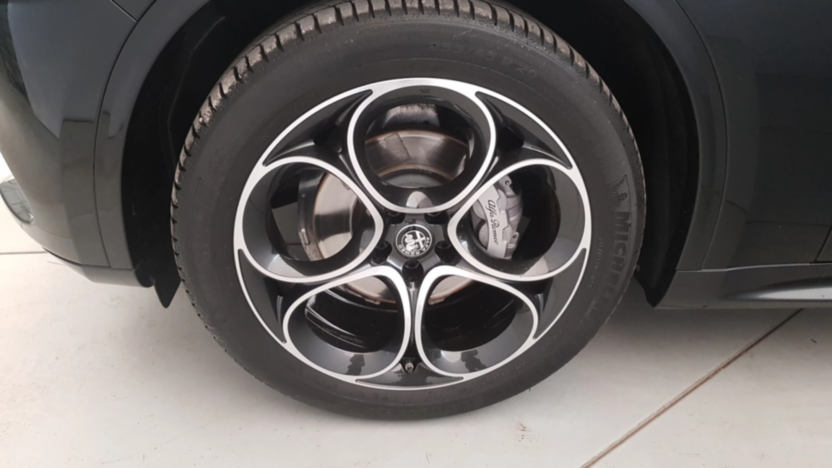 ALFA ROMEO Stelvio Stelvio 2.0 Turbo Veloce Q4 aut