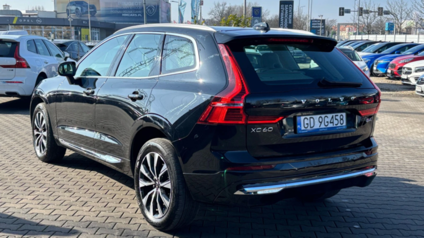 VOLVO XC60 XC60 B4 D AWD Plus Bright aut
