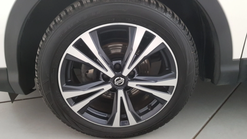 NISSAN Qashqai Qashqai 1.3 DIG-T N-Connecta DCT