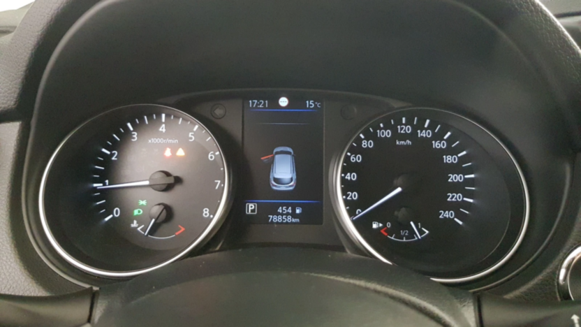 NISSAN Qashqai Qashqai 1.3 DIG-T N-Connecta DCT