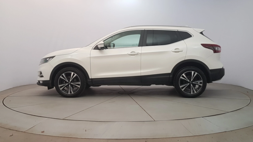 NISSAN Qashqai Qashqai 1.3 DIG-T N-Connecta DCT