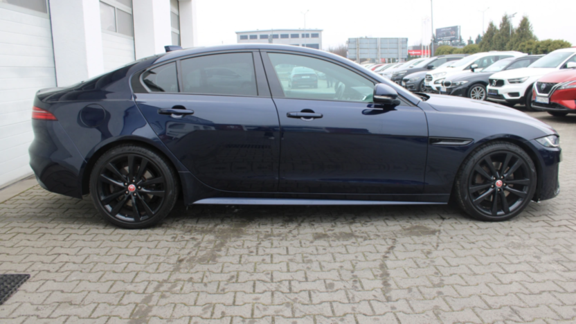 JAGUAR XE XE 2.0 D180 R-Dynamic S aut