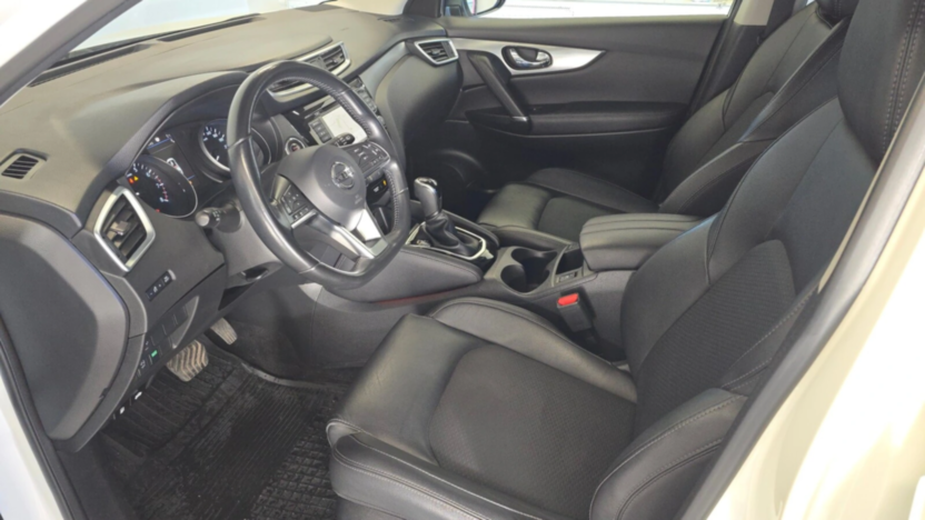 NISSAN Qashqai Qashqai 1.3 DIG-T Tekna DCT