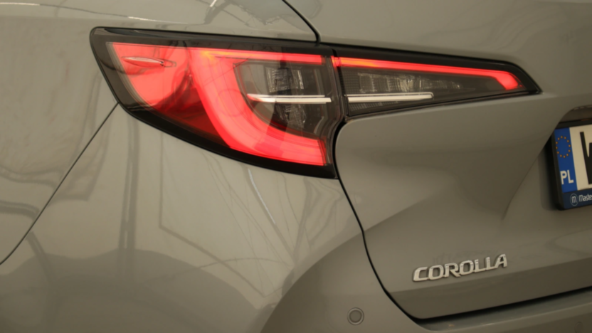 TOYOTA Corolla Corolla 2.0 Hybrid Comfort