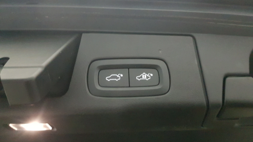VOLVO XC60 XC60 B4 B Plus Bright aut