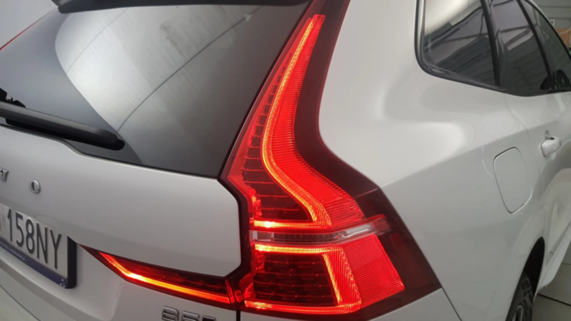 VOLVO XC60 XC60 B5 D AWD Plus Dark aut