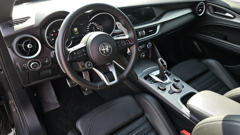 ALFA ROMEO Stelvio Stelvio 2.0 Turbo Veloce Q4 aut
