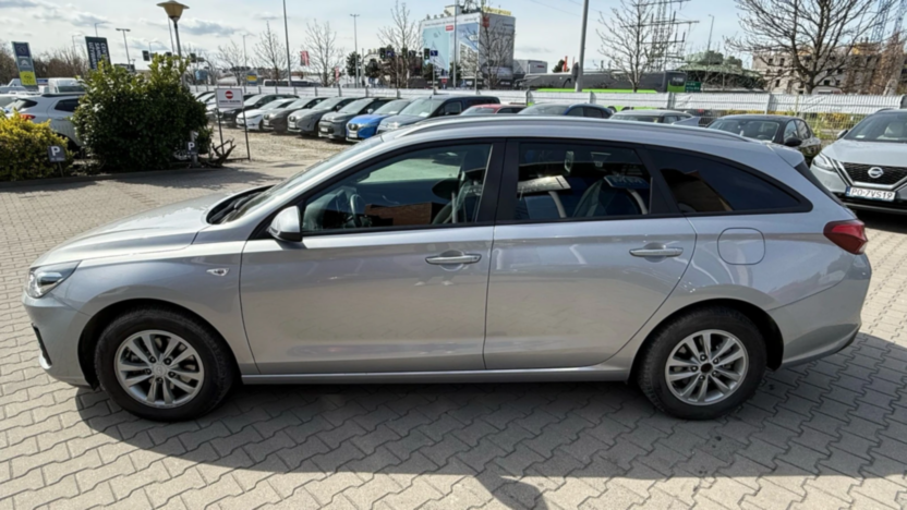 HYUNDAI i30 i30 1.5 DPI Classic +