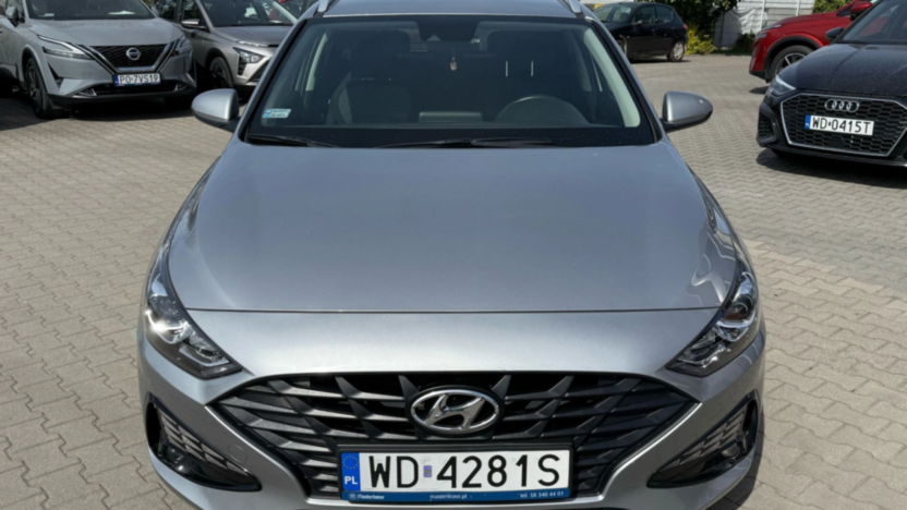 HYUNDAI i30 i30 1.5 DPI Classic +