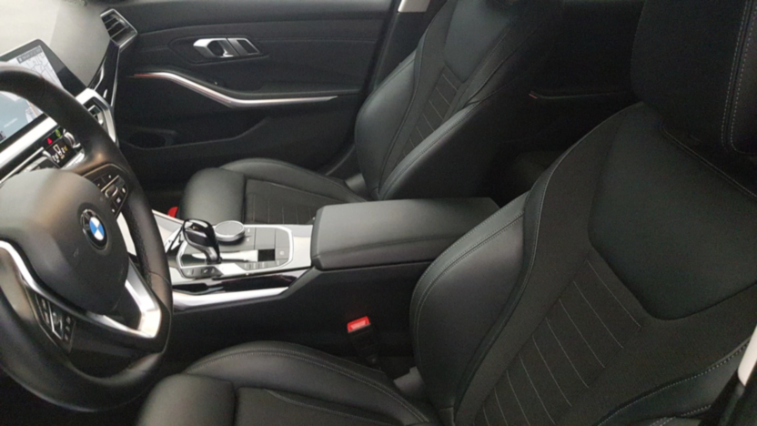 BMW Seria 3 318i Sport Line aut