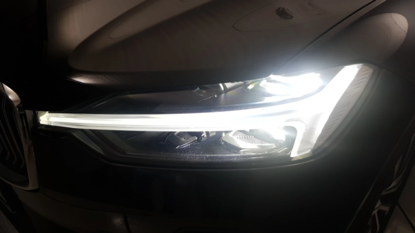 VOLVO XC60 XC60 B4 B Plus Bright aut