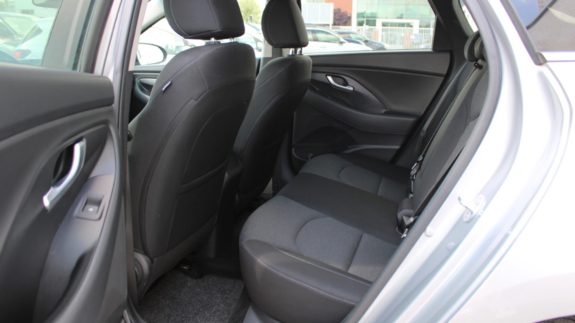 HYUNDAI i30 i30 1.5 T-GDI 48V Comfort
