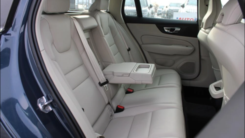 VOLVO V60 V60 D3 Momentum Pro aut