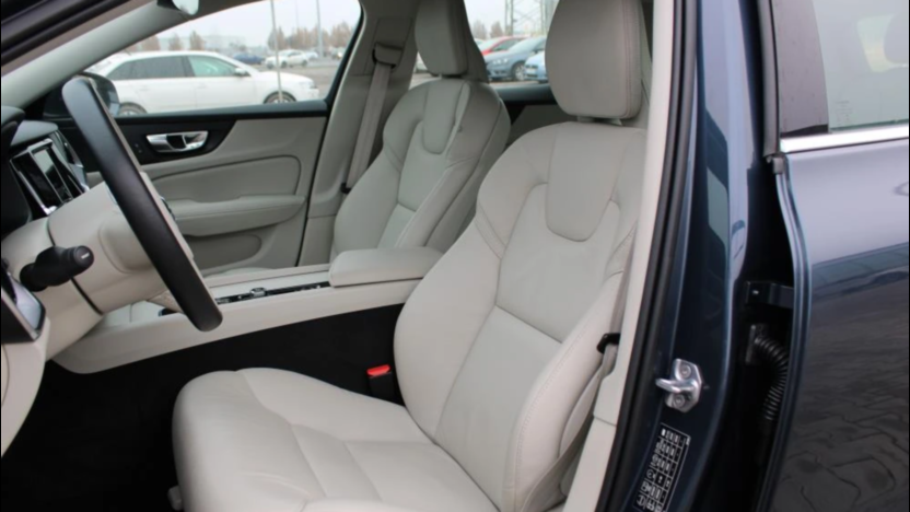 VOLVO V60 V60 B4 D Momentum Pro aut