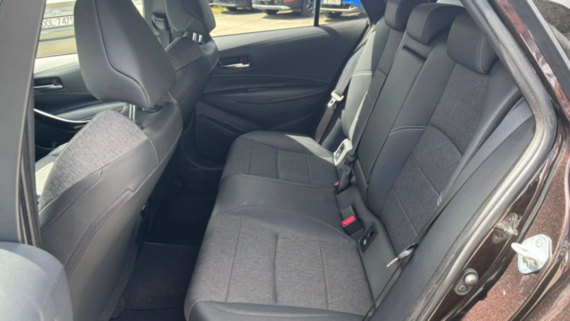 TOYOTA Corolla Corolla 2.0 Hybrid Comfort