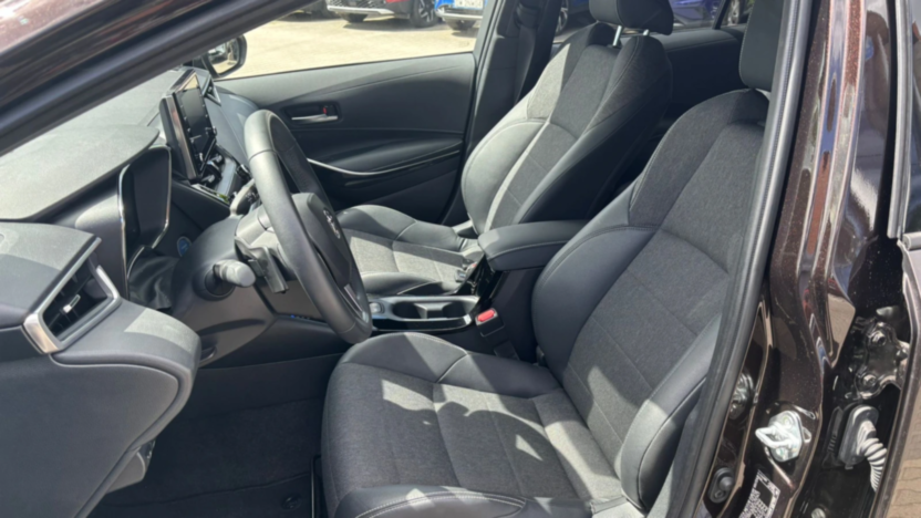 TOYOTA Corolla Corolla 2.0 Hybrid Comfort
